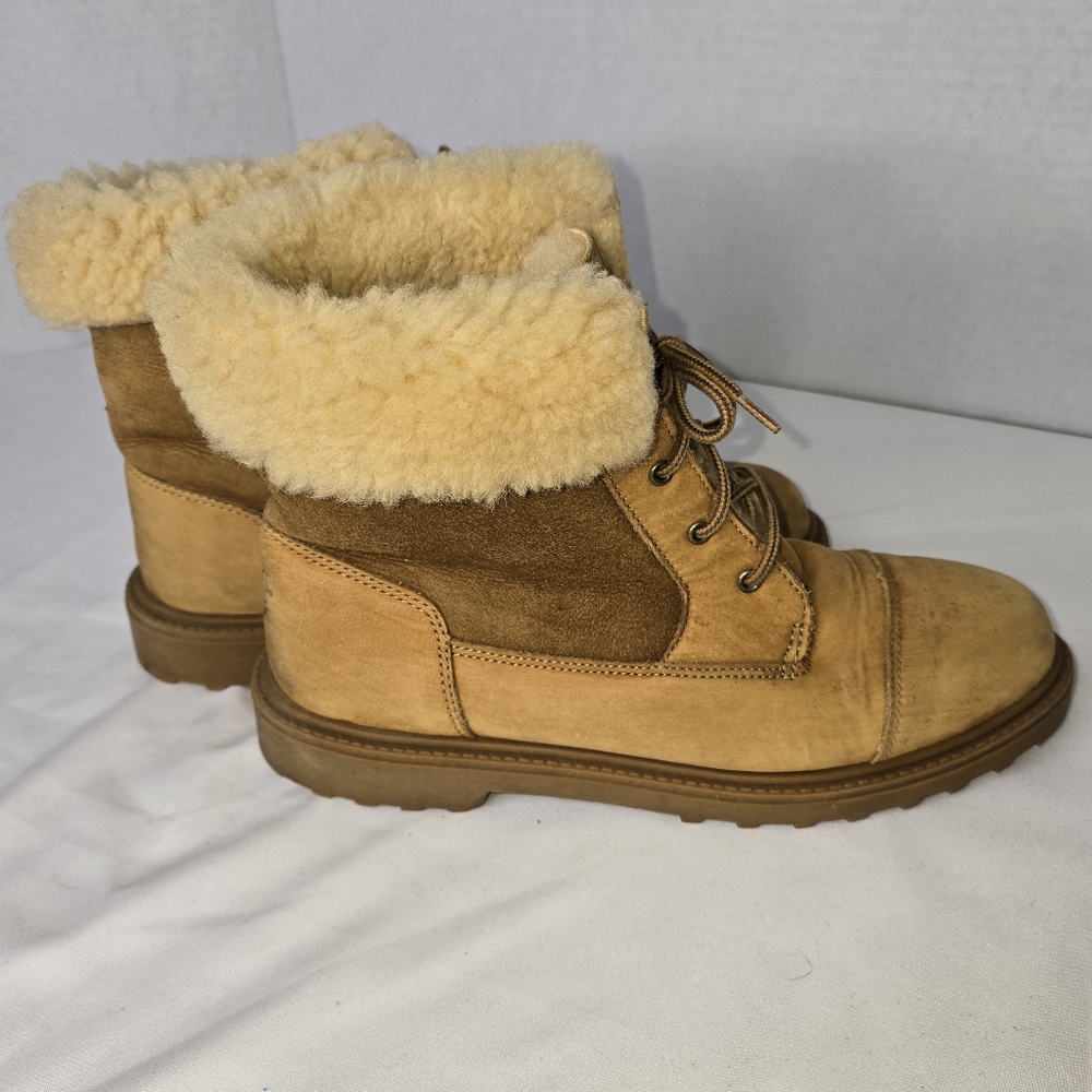 UGG Australia Abbey Shearling Boots Womens 9.5 Tan Lace Up Combat Style